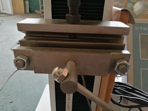 塑料包裝材料萬能拉力試驗機的依據標準是什么?